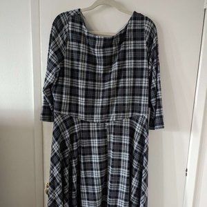 Unique Vintage Plus Size Grey Plaid Nicole Swing Dress